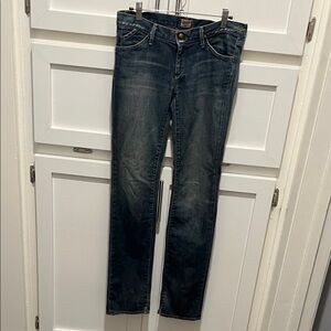 Women’s blue jeans
